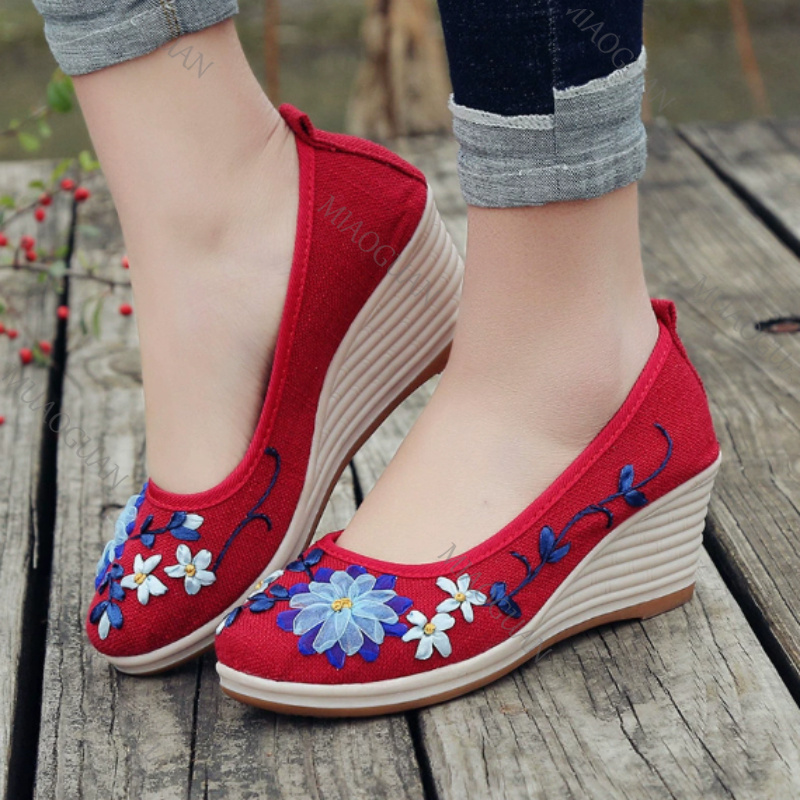 Embroidered Women Comfort Wedg - огляд і ціна Embroidery Shoes