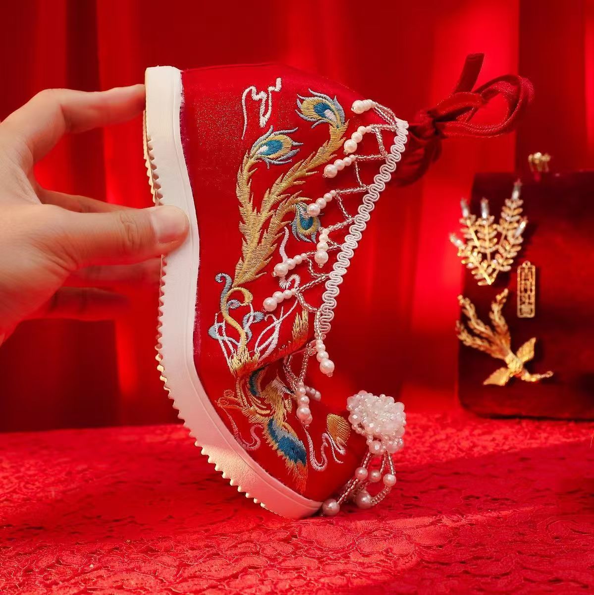 Women New Red Embroidered Wedd - огляд і ціна Embroidery Shoes