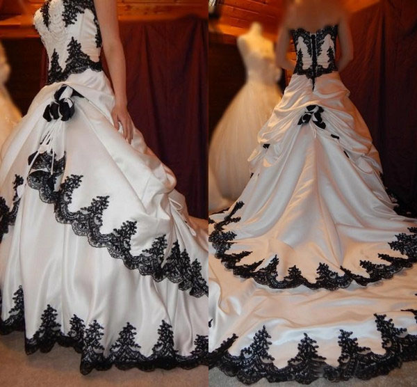 Vintage Wedding Dress Gothic B - огляд і ціна Embroidery Gothic